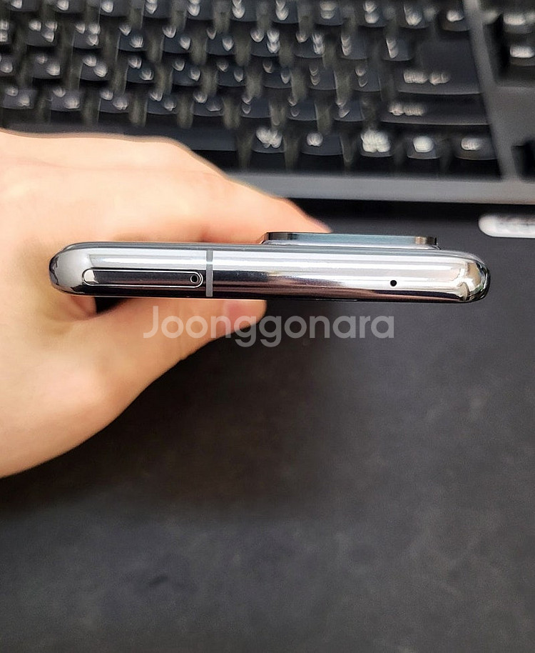 갤럭시S20울트라 256GB 그레이 무잔상 상태좋은 중고22만팝니다.--3